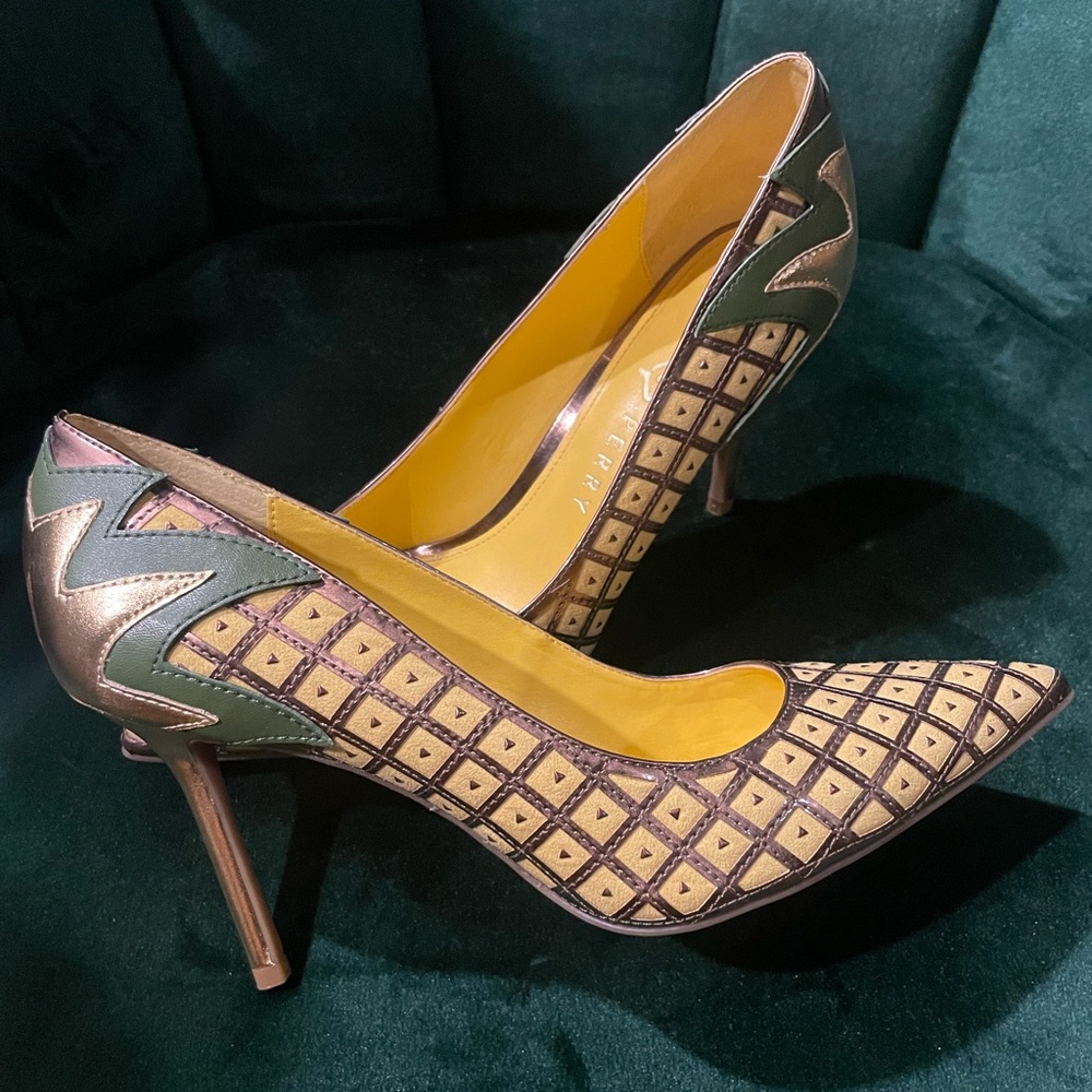 Katy Perry Collection x Pinya Pineapple Pumps
